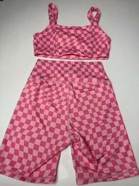 Pink Checkerboard Active Leggings with Vertical WILLO Logo